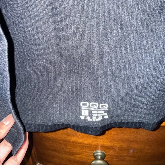 OQQ Black Ribbed Button-Up Cardigan - Picture 3 of 3